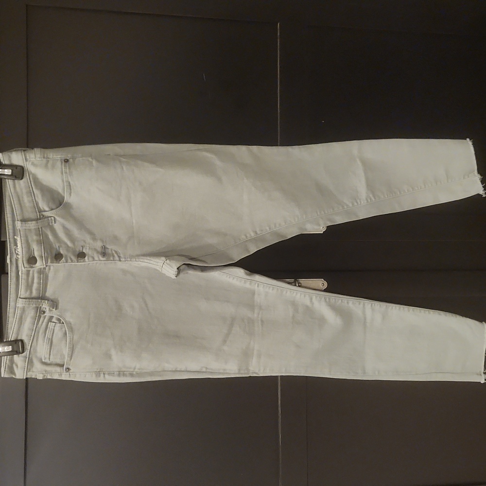 Universal Thread Ankle Jeans SZ 10
